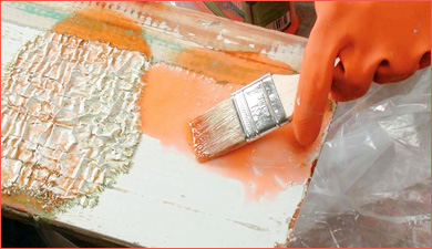 Удалитель краски с деревянной поверхности